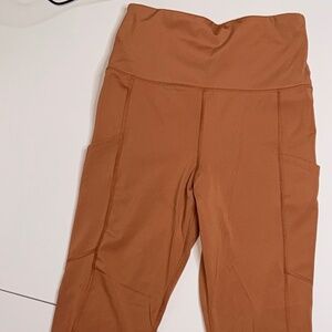 American Eagle “The Everything Pocket Legging” — Women’s Size M (Rust/Burnt Oran